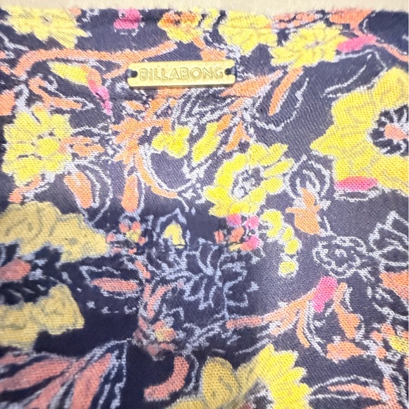 Billabong Vibrant Floral Knit - Picture 5 of 7